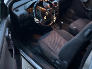 2003 Opel Corsa C Рестайлинг, серебристый, 155000 рублей, вид 3