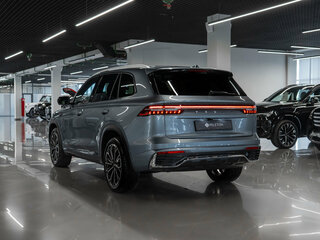 2025 Geely Monjaro (Xingyue L) I Рестайлинг 2 (China Market), синий, 4270000 рублей, вид 4