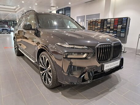 BMW X7 I (G07) Рестайлинг
