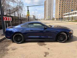 2018 Ford Mustang VI Рестайлинг, синий, 2790000 рублей, вид 4