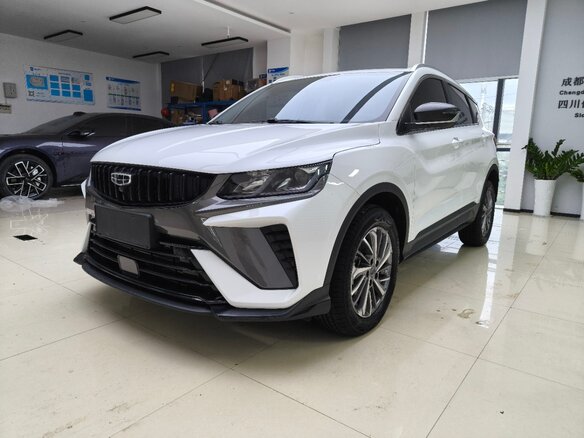 2021 Geely Binyue I Рестайлинг, белый, 1100000 рублей - вид 12