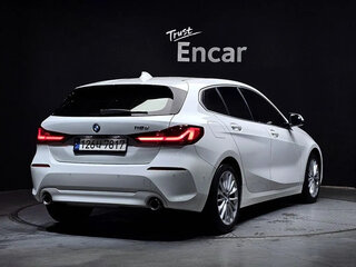 2021 BMW 1 серии 118d III (F40), белый, 2600000 рублей, вид 4