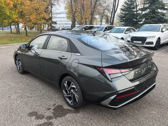2026 Hyundai Elantra VII (CN7) Рестайлинг, серый, 2050000 рублей - вид 6