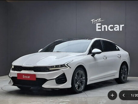 Kia K5 III