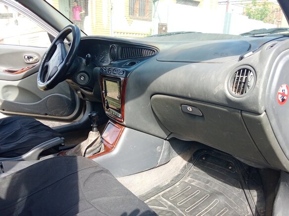 1997 Daewoo Leganza, серебристый, 100000 рублей - вид 4