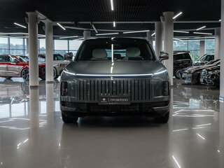 2025 Exeed Exlantix ET, серый, 5490000 рублей, вид 3