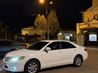 2011 Toyota Camry VI (XV40) Рестайлинг, белый, 900000 рублей, вид 5