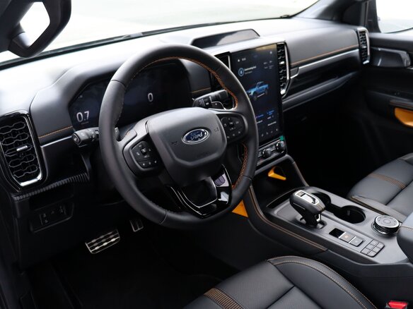 2026 Ford Ranger T6.2, чёрный, 7755000 рублей - вид 2