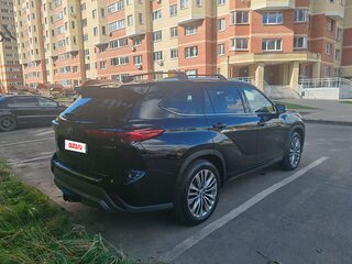 2021 Toyota Highlander IV (XU70), чёрный, 5400000 рублей, вид 4