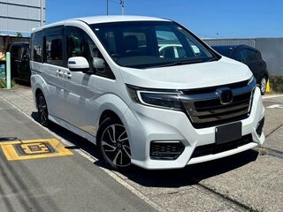 2021 Honda Stepwgn Spada V Рестайлинг, белый, 1980000 рублей, вид 1