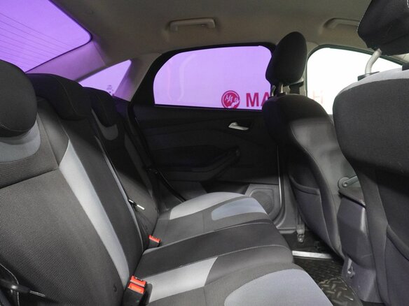 2011 Ford Focus III, серебристый, 937000 рублей - вид 11