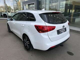 2018 Kia Ceed II Рестайлинг, белый, 1180000 рублей, вид 4