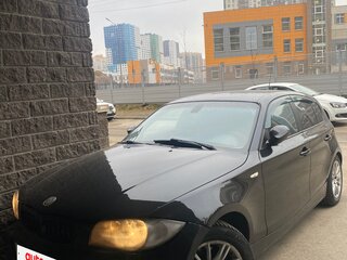 2006 BMW 1 серии 120i I (E81/E82/E87/E88), чёрный, 625000 рублей, вид 2