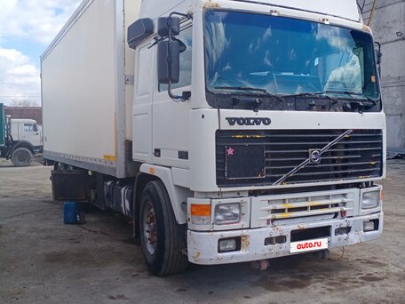 1992 Volvo F-Series, белый, 700000 рублей, вид 1