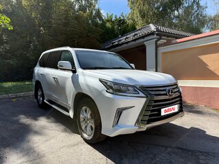 2015 Lexus LX 450d III Рестайлинг 2, белый, 7700000 рублей, вид 4