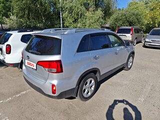 2017 Kia Sorento II Рестайлинг, серебристый, 1790000 рублей, вид 4