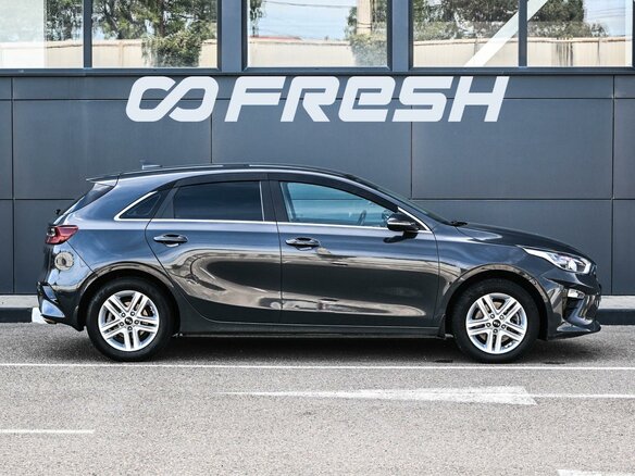 2019 Kia Ceed III, серый, 1769000 рублей - вид 4