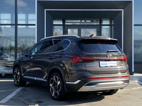 2021 Hyundai Santa Fe IV Рестайлинг, коричневый, 3499000 рублей - вид 6
