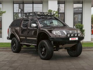 2010 Nissan Navara (Frontier) III (D40), серый, 3497000 рублей, вид 3