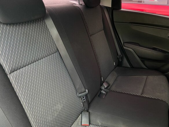 2018 Kia Rio IV, белый, 1390000 рублей - вид 9