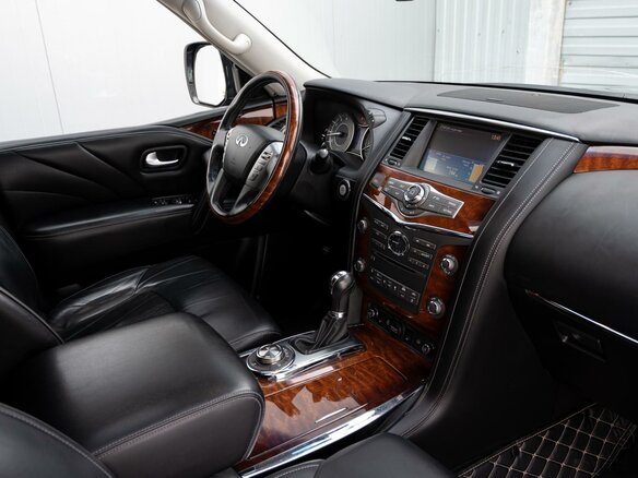 2017 Infiniti QX80 I Рестайлинг, чёрный, 3585000 рублей - вид 29