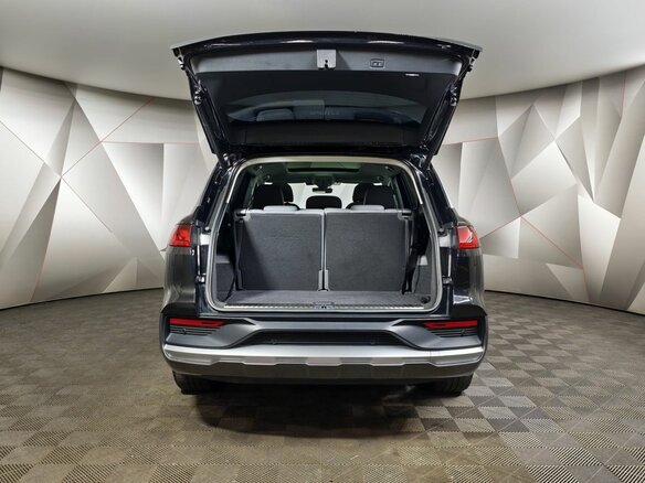 2023 Audi Q6 45 TFSI, чёрный, 5875150 рублей - вид 11