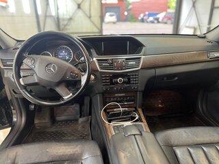 2011 Mercedes-Benz E-Класс 350 IV (W212, S212, C207), серебристый, 950000 рублей, вид 4