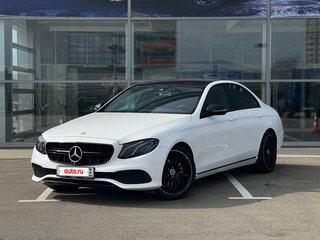 2016 Mercedes-Benz E-Класс 200 V (W213, S213, C238), белый, 2740000 рублей, вид 1