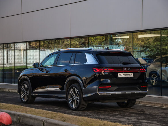 2023 Audi Q6 50 TFSI, чёрный, 6299777 рублей - вид 7