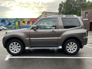 2008 Mitsubishi Pajero IV, коричневый, 2485000 рублей, вид 1