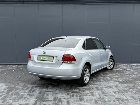 2011 Volkswagen Polo V, серебристый, 745000 рублей, вид 2
