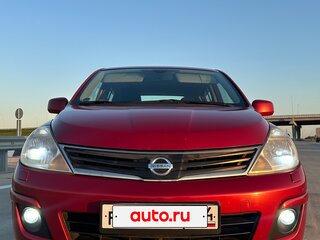 2010 Nissan Tiida I Рестайлинг, красный, 720000 рублей, вид 3