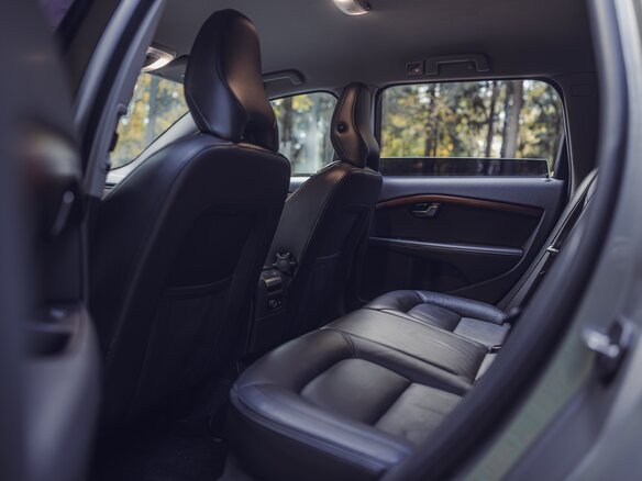 2013 Volvo XC70 II Рестайлинг, бежевый - вид 35