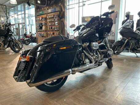 2021 Harley-Davidson Road Glide Special, чёрный, 3490000 рублей, вид 2