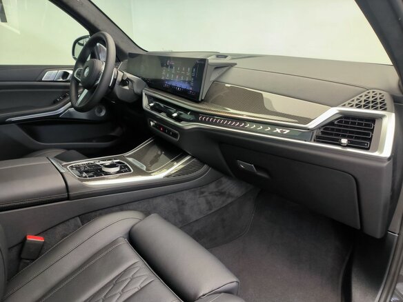 2026 BMW X7 40d I (G07) Рестайлинг, серый, 19250000 рублей - вид 12