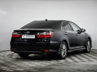 2017 Toyota Camry VII (XV50) Рестайлинг 2, чёрный, 1519000 рублей, вид 5