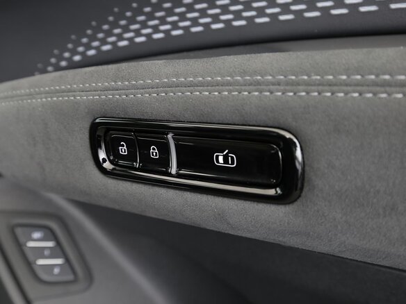 2026 Audi Q7 III (G8), чёрный, 16600000 рублей - вид 22