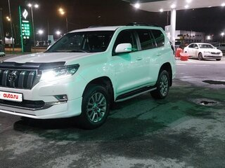 2019 Toyota Land Cruiser Prado 150 Series Рестайлинг 2, белый, 4900000 рублей, вид 2