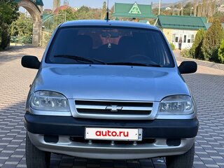 2006 Chevrolet Niva I, серебристый, 350000 рублей, вид 2
