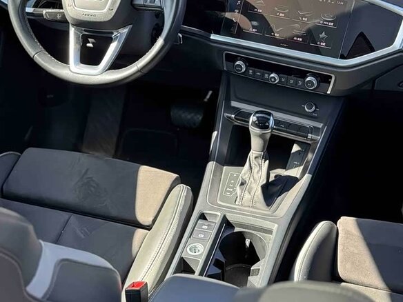 2022 Audi Q3 35 TFSI II (F3), белый, 1880000 рублей - вид 6