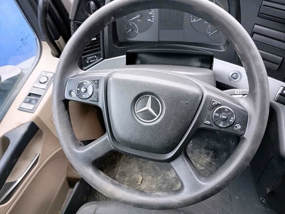 2023 Mercedes-Benz Actros, белый, 6702750 рублей - вид 5
