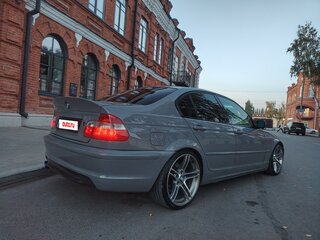 2001 BMW 3 серии 320i IV (E46) Рестайлинг, серебристый, 1000000 рублей, вид 4