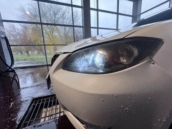 2008 Mazda 3 I (BK) Рестайлинг, белый, 350000 рублей - вид 12