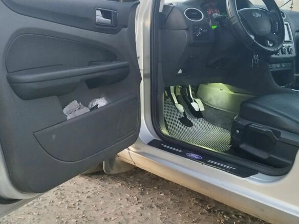 2007 Ford Focus II, серебристый, 350000 рублей - вид 12