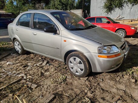 2004 Chevrolet Aveo I, серебристый, 315000 рублей, вид 1