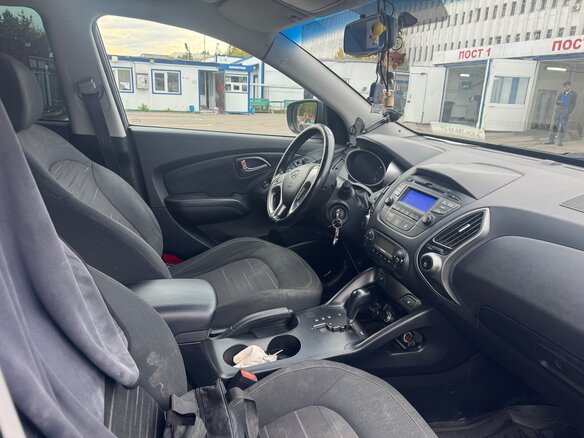 2014 Hyundai ix35 I Рестайлинг, серый, 999999 рублей - вид 6