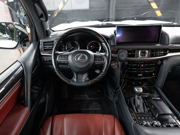 2019 Lexus LX 450d III Рестайлинг 2, белый, 9500000 рублей - вид 13
