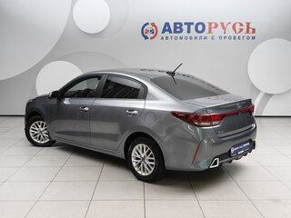 2020 Kia Rio IV Рестайлинг, серый, 1449000 рублей, вид 2