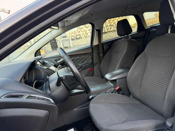 2015 Ford Focus III Рестайлинг, серый, 1050000 рублей - вид 10
