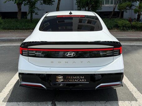2023 Hyundai Sonata VIII (DN8) Рестайлинг, белый, 2690000 рублей, вид 3